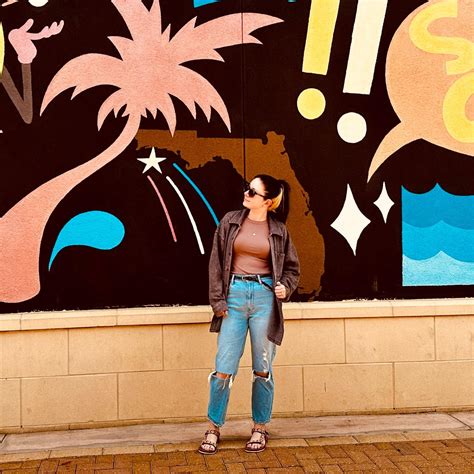 You can apply for amazon jobs in moriah without a degree 22