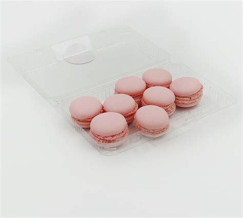 Vadelma-macarons - Betty Sweet Konditoria