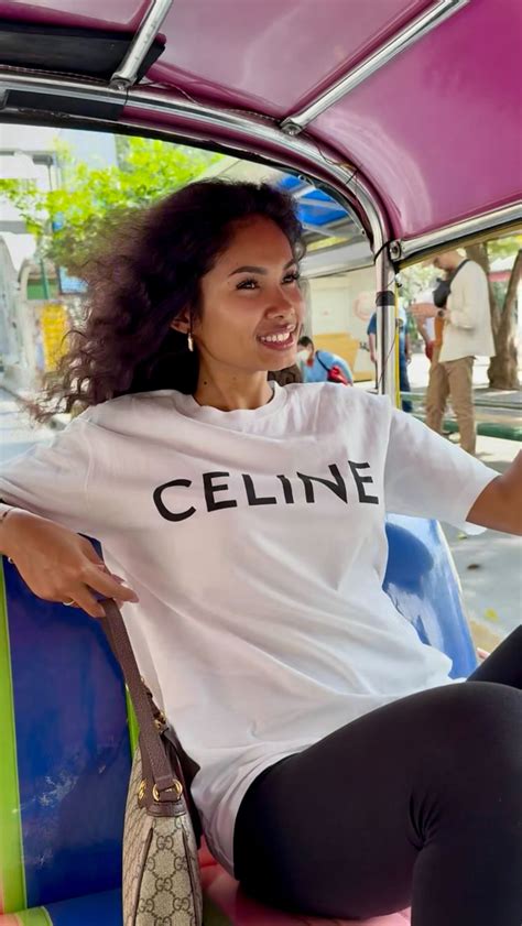 Manirat_42 | Hi 👋 . . #newoutfit #beachwear #new #explore #viral #