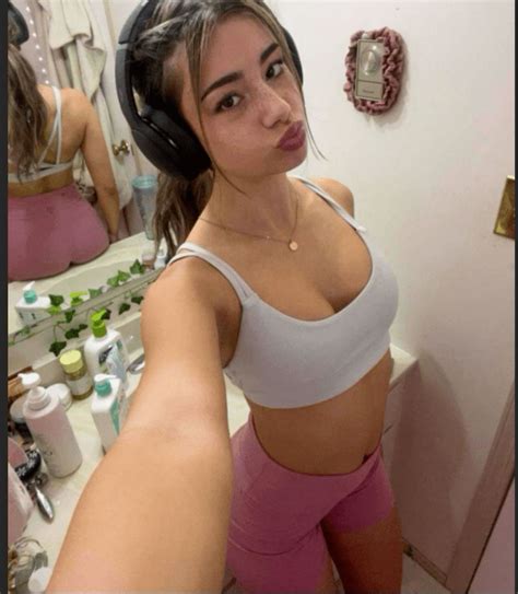 Discover 42 Mikayla campinos and hot body women ideas | beautiful women