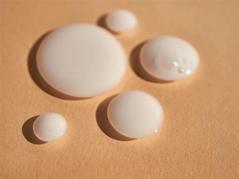 Does Almond Milk Cause Acne? A Dietitian Explains - Glow and Greens