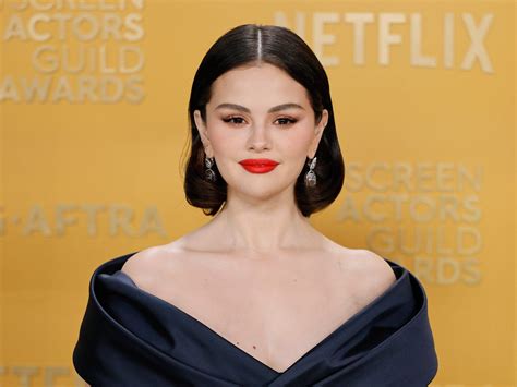 Selena Gomez Channels Her Namesake at the 2023 Emmys With an Updo and