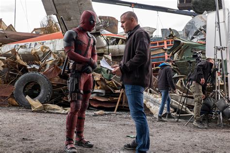 2 Deadpool Photos Arrive with Tons of New Story Details