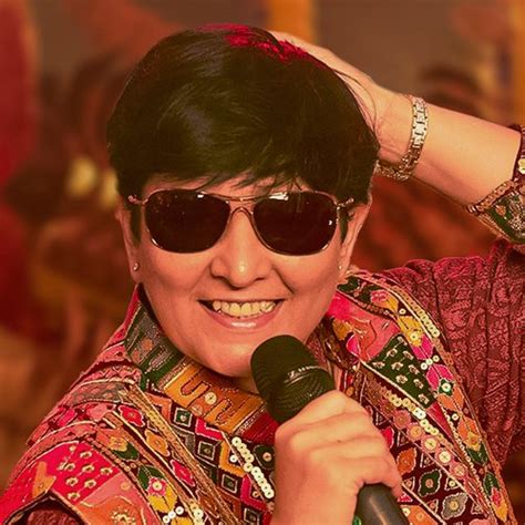 falguni pathak age biography wiki family address hometown