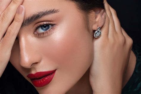 Dijamantske minđuše || MAESTRO JEWELERS