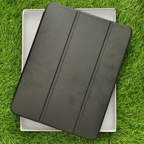 iPad 2025 (A16) 11th Generation 11 Inch Transparent Premium Leather