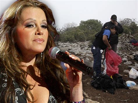Jenni Rivera Makeup Artist | Saubhaya Makeup