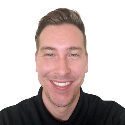 Chris Colin