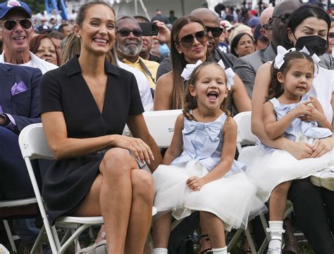 Derek Jeter Brings Wife Hannah and Daughters to Hall of Fame Induction