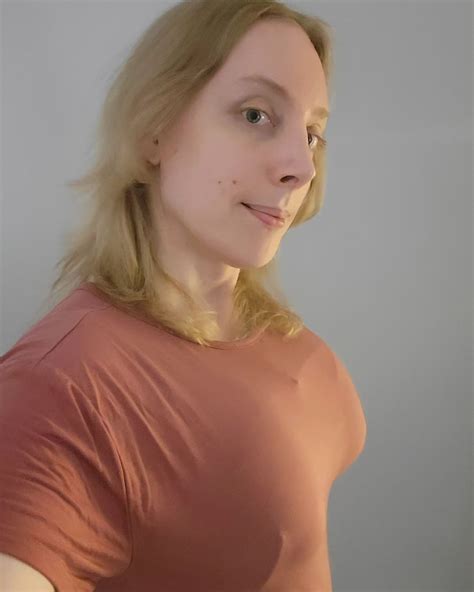 Lyra Lore - How is everyone doing today? #selfie...