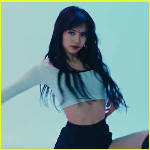 blackpinks lisa  viral  sexy dance performance video