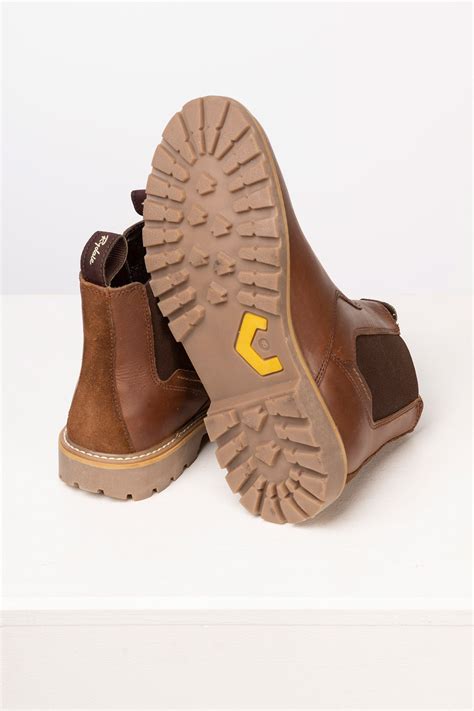 pull on work boots men 4