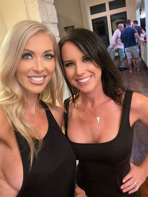 TW Pornstars - 1 pic. Holly Hotwife Top 0.06%. Twitter. Back with these