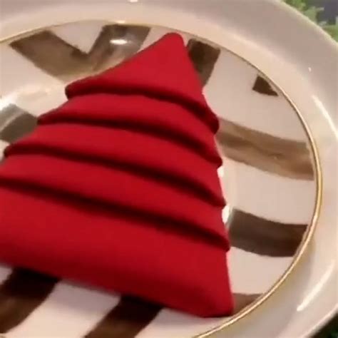 Video Here’s how to do a Christmas tree napkin fold - ABC News