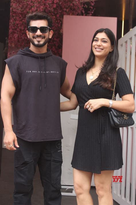 Arjun Bijlani Snapped At Pink Wasabi Juhu - Gallery - Social News XYZ