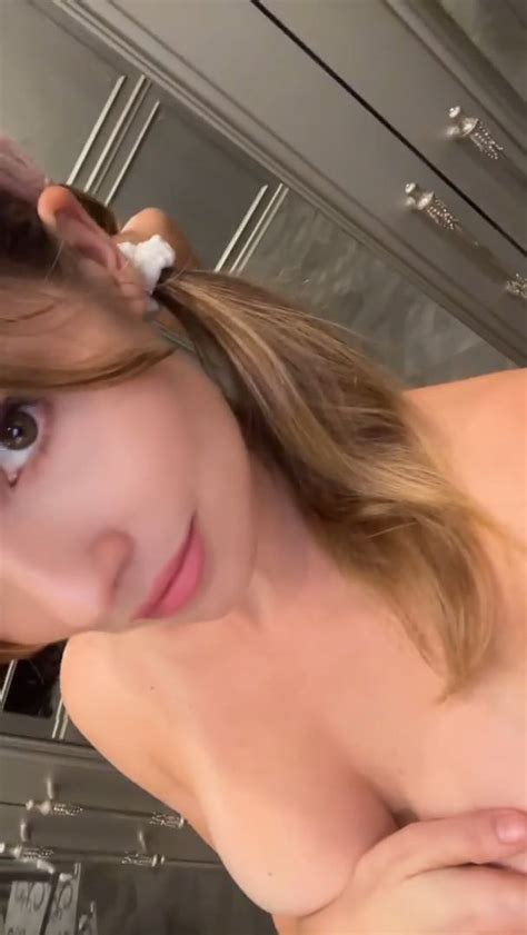 amanda cerny titty closet  drunkenstepfathercom