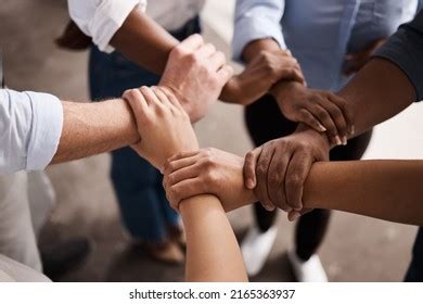 connected images stock   objects vectors