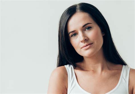 Premium Photo | Natural brunette woman long hair casual makeup. studio