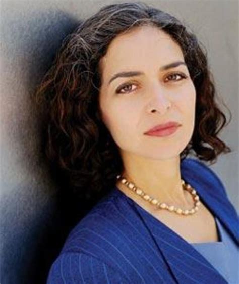 Athena Demos – Filme, Bio und Listen auf MUBI