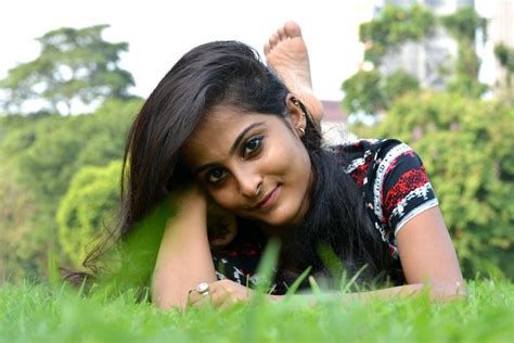 girl laying  grass pixahive