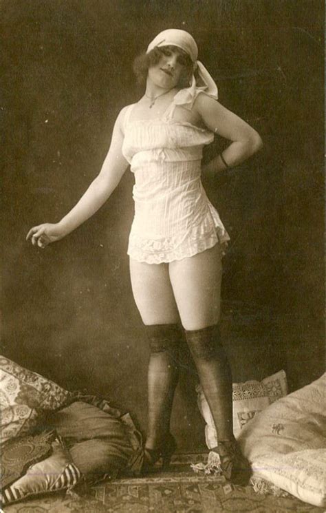 28 Cool Vintage Pics That Show What Saucy Victorian Ladies Looked Like | Vintage News Daily