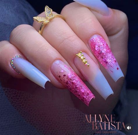 Unhas Desenhadas - unhas das mãos | Unhas douradas, Unhas desenhadas, Unhas curvadas