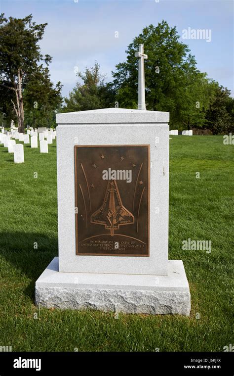 space shuttle columbia memorial at arlington cemetery Washington DC USA ...