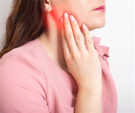 Wisdom Tooth Pain Relief: 14 Home & Medical Remedies — KWC Dental