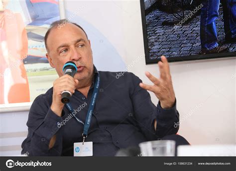 Leonard Blavatnik attends the Roskino – Stock Editorial Photo ...
