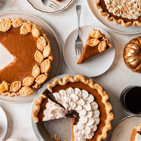 mastering elegant pumpkin pie decorations elevate  holiday table