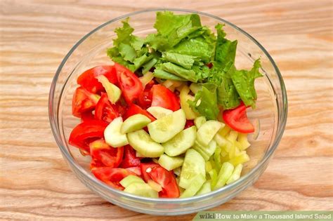 How to Make a Thousand Island Salad: 7 Steps (with Pictures)