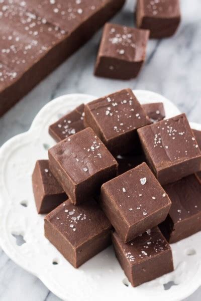 Easy Fudge Recipe - Just so Tasty