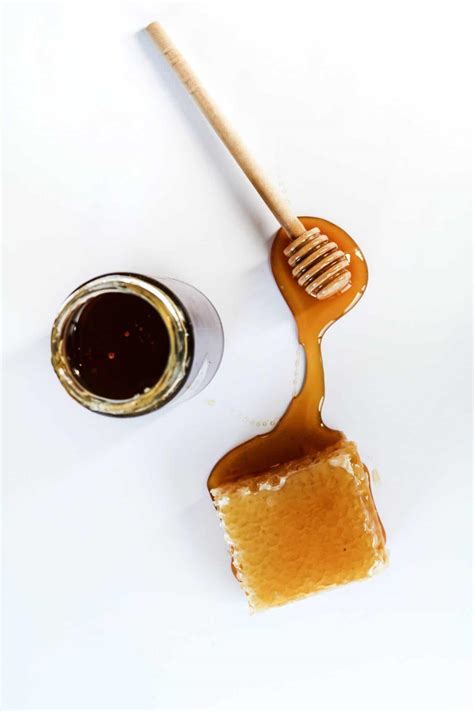 The 7 Best Manuka Honey Brands: A Comprehensive List - Maxwell Person