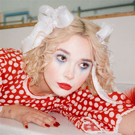 Lydia Night - Official Website