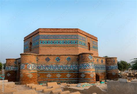 tomb  ghazi khan dera ghazi khan mkbr ghazy khan myrany vizitpk