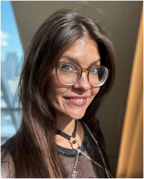 Softsparkling - 🇱🇷 At beach. Hot day at Copacabana Beach in Brazil