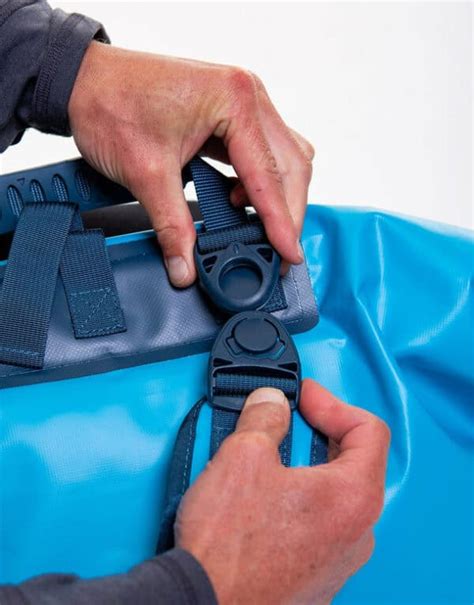 sac etanche roll top dry bag red original ride blue  paddle shop