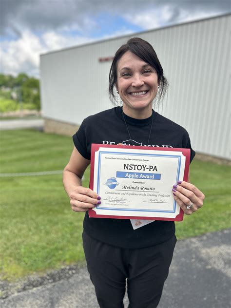 NAMS’s Romito Named NSTOY-PA Apple Award Winner | Bethel Park School