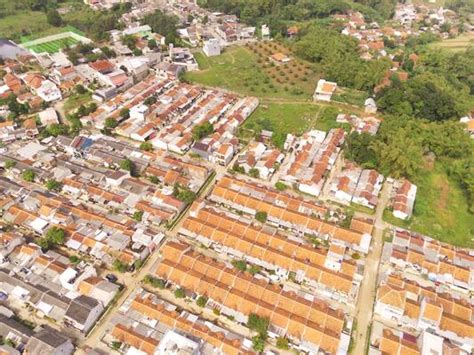 aerial view town stock  images  backgrounds