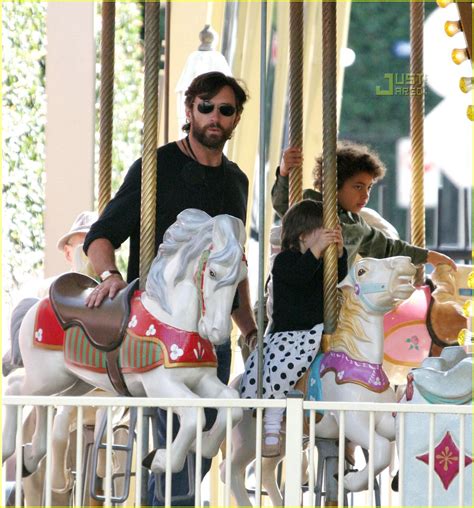 Hugh is a Hands-On Dad: Photo 574141 | Ava Jackman, Celebrity Babies ...