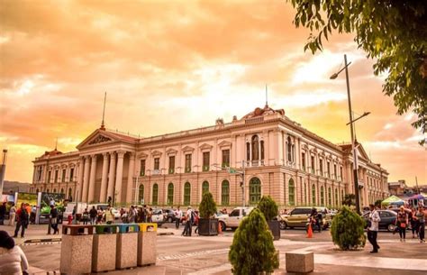 San Salvador City Tour | The best historic downtown tour & volcano visit