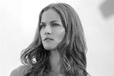 Kelly Overton Wallpapers - Wallpaper Cave