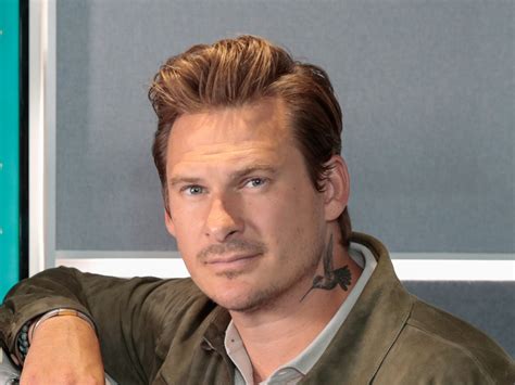 blue singer lee ryan apologises  airport arrest  acting