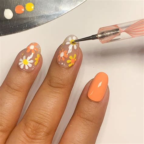 daisy nail art 3