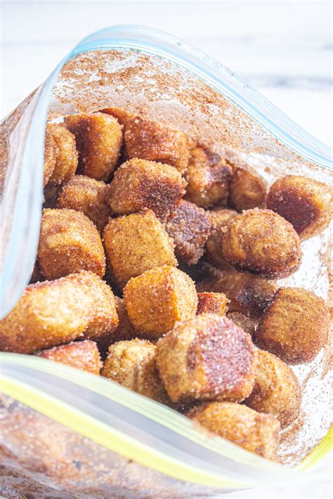 Cinnamon Sugar Pretzel Bites (Auntie Anne's Copycat) - Coco and Ash