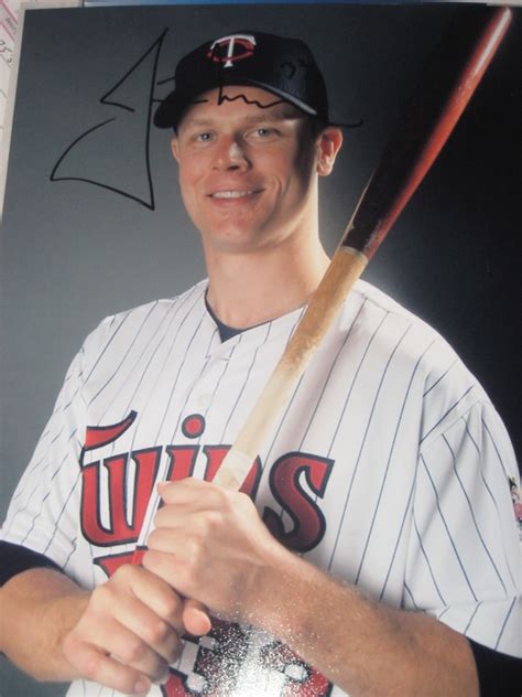 Justin MORNEAU - Signed Minnesota Twins Photo