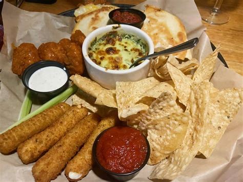 I Spent $90 for Dinner at Applebee's: Review, Photos - Business Insider