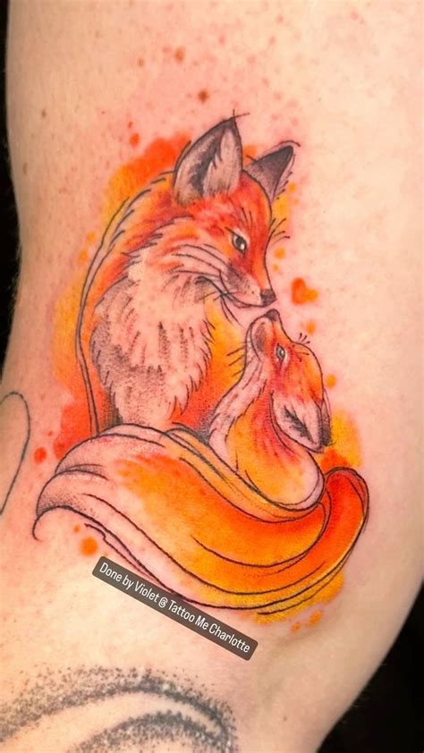 Mom and baby fox tattoo | Fox tattoo, Fox tattoo design, Cute little ...