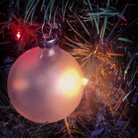 christmas tree bulb 1