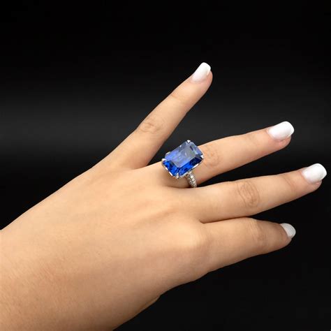 emerald cut natural sapphire ring 5